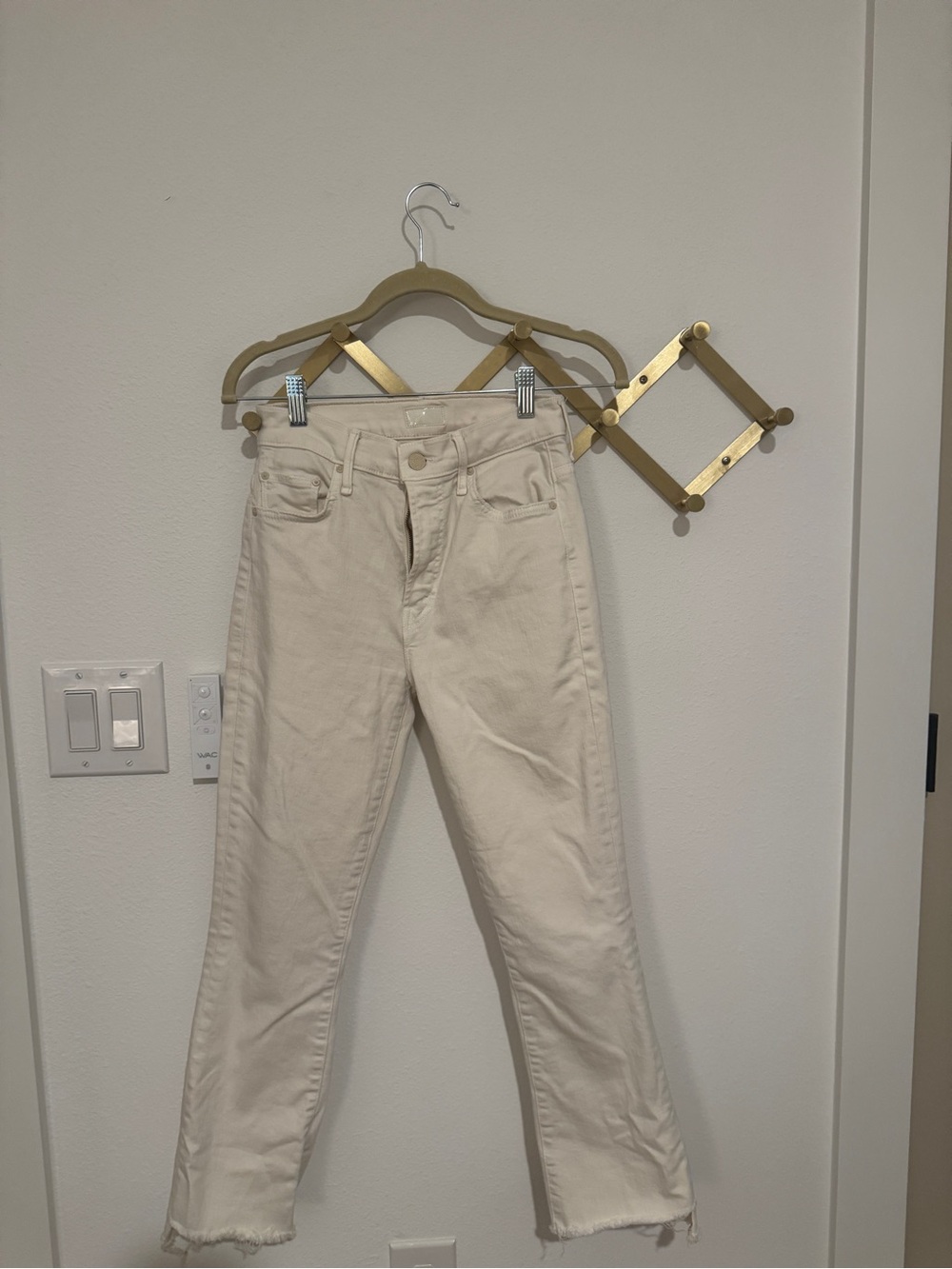 MOTHER Cream Straight-Leg Jeans